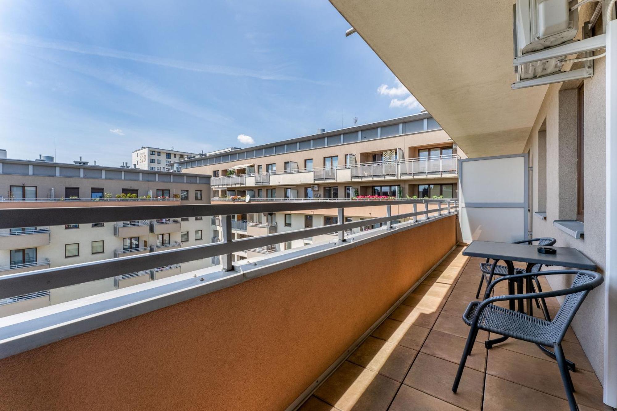 Przewoz Cosy With Terrace Apartment